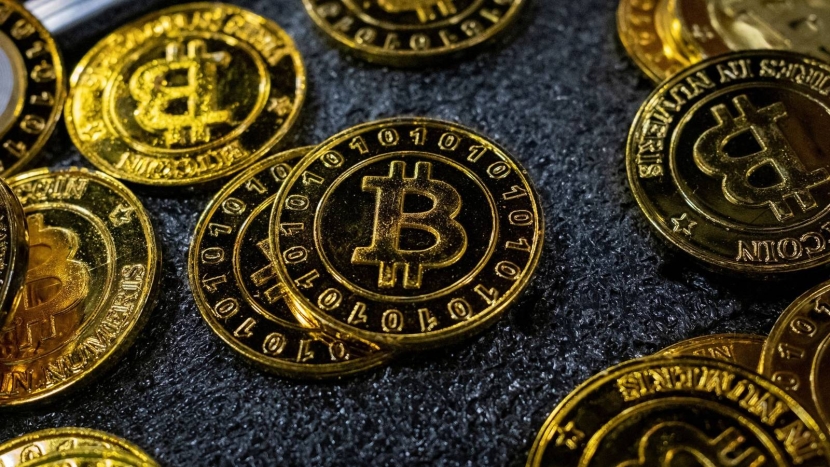عملة "ميم" الرئيس الأمريكي تقفز في أول يوم له بالمنصب إلى 10 مليارات دولار