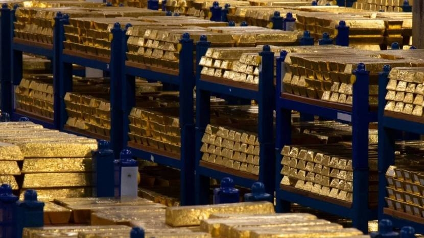 أسعار الذهب تستقر قرب مستويات قياسية مع تزايد آمال خفض الفائدة