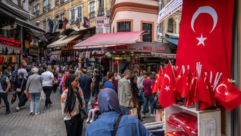 الأسواق التركية تتكبد أكبر خسائر عالمياً بعد اعتقال منافس أردوغان