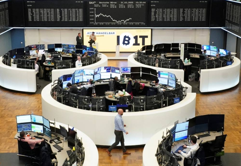 الأسهم الأوروبية عند أدنى مستوى في شهرين بفعل تعريفات ترمب الجمركية