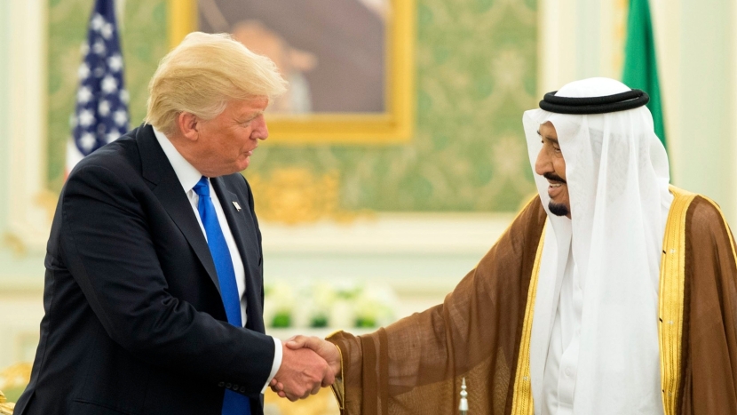 روزفلت وعبدالعزيز .. 5 ساعات في البحيرات رسمت شراكة الرياض وواشنطن لعقود