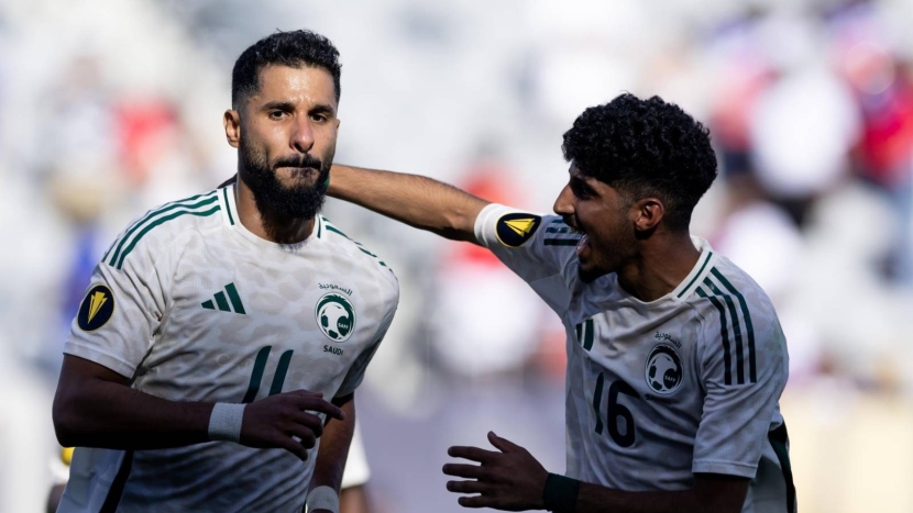 الشهري يقود السعودية لهزيمة هايتي خلال افتتاح مشاركتها في "الكأس الذهبية"