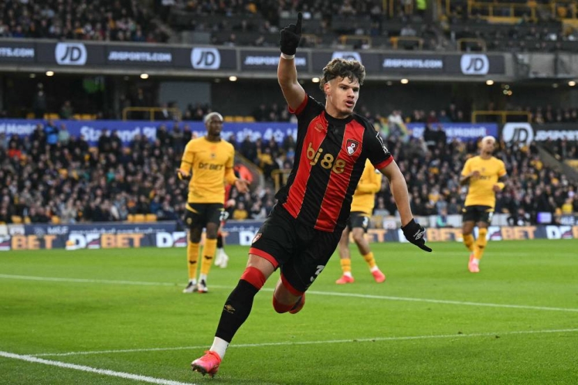 ليفربول يتعاقد مع كيركيز من بورنموث .. 4 مواهب تكلف 200 مليون إسترليني