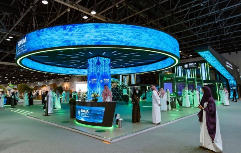 السعودية تستعرض تجربتها في بناء منظومة الذكاء الاصطناعي في جلسة بمنتدى عالمي