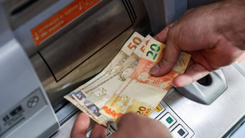 الأصول البرازيلية تنهار بعد تهديد ترمب برفع الرسوم الجمركية