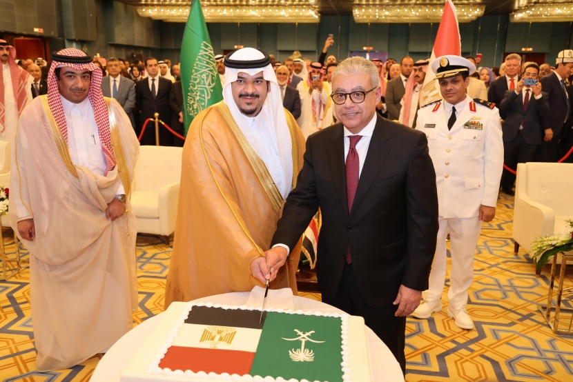 بحضور نائب أمير الرياض .. السفير المصري يشيد بمستوى العلاقات مع السعودية