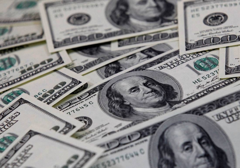 بأحداث جيوسياسية وندوة الفيدرالي .. أسبوع حافل ينتظر الدولار