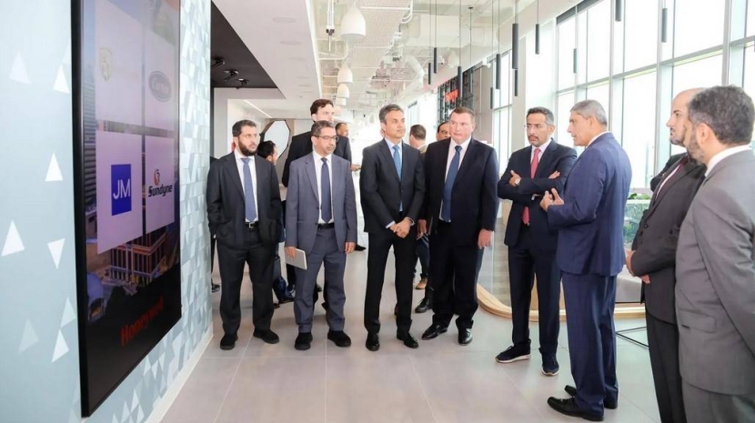 السعودية تستكشف فرص التعاون في تطوير المدن الذكية مع شركة Honeywell الأمريكية