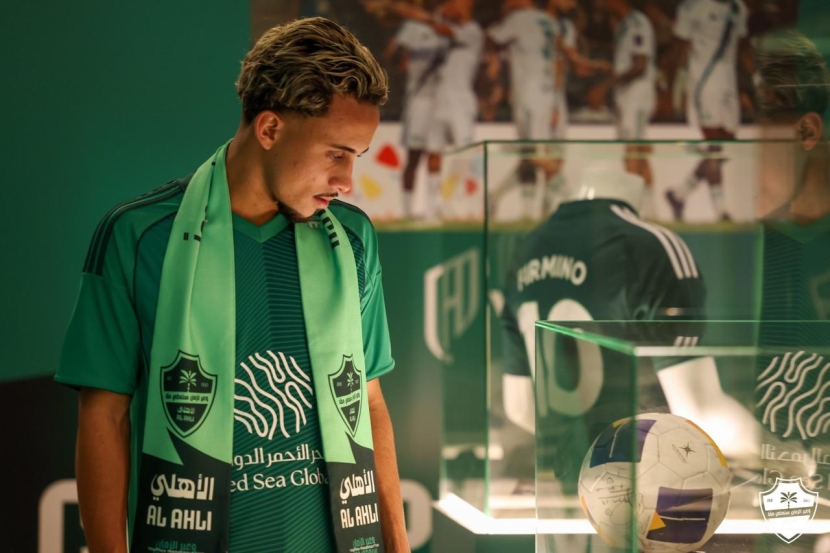 الأهلي يوقع مع جونزالفيس ويغير مسار أتانجانا بـ 25 مليون يورو لتعزيز "المحور"