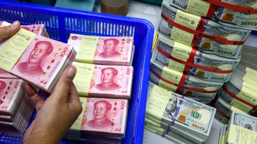 سعر اليوان يصعد تفاؤلا بالاتصال المرتقب بين ترمب وشي