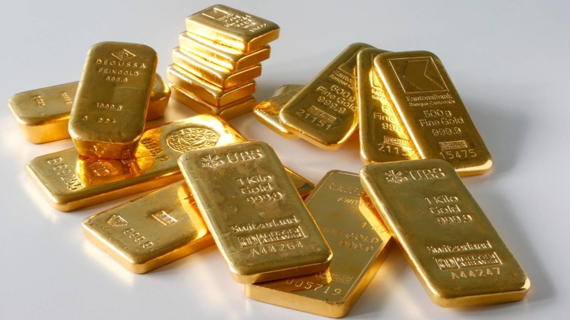 الذهب يواصل ارتفاعاته القياسية وسط مخاوف الإغلاق الأمريكي وتوقعات الفائدة
