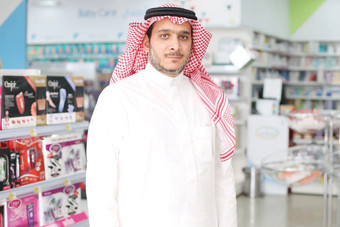 «النهدي الطبية» تحقق المركز الأول كشركة سعودية في قطاع التجزئة لعام 2015