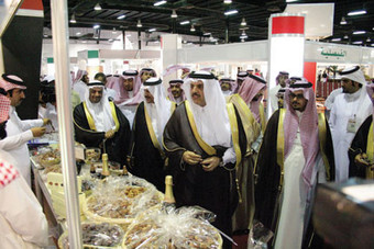 أمين الرياض:إنشاء مختبرات لأسواق العاصمة الزراعية