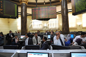 البورصة المصرية تغلق على تراجع