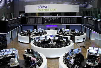 الأسهم الأوروبية تصعد لأعلى مستوى في أسبوع بدعم "بيربري" البريطانية 