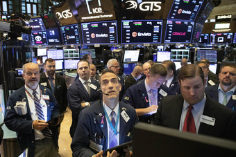 الأسهم الأمريكية تستهل تداولاتها على ارتفاع بفضل تفاؤل حيال التجارة