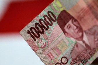 للشهر الرابع على التوالي إندونيسيا تخفض معدل الفائدة 