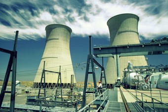 وزراء البيئة العرب يدعون إلى رصد مخاطر مفاعلات "ديمونة" و"بوشهر" على المنطقة