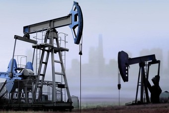 انتاج النفط الأمريكي يقفز 599 ألف برميل إلى 12.365 مليون برميل في أغسطس
