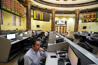 بورصة مصر تخسر 1.3 مليار جنيه وتراجع جماعي بمؤشراتها