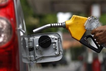 انخفاض أسعار الوقود في جنوب إفريقيا اعتبارا من الأربعاء