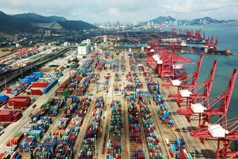 تراجع حجم التجارة بين أمريكا والصين في سبتمبر الماضي