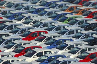  صناعة السيارات الألمانية تتراجع إلى أدنى مستوياتها منذ 22 عاما 