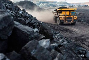 وكالة الطاقة : الطلب العالمي على الفحم سيظل مستقرا حتى 2024