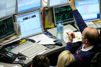 عام رائع للأسهم الأوروبية .. «يوروستوكس 600» يحقق مكاسب قياسية تبلغ 24 % 
