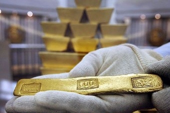 بعد توترات الشرق الأوسط.. المستثمرون يلجؤون إلى أصول الذهب والسندات الحكومية