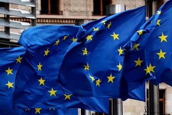 الاتحاد الأوروبي يقر خطة تحفيز اقتصادي قيمتها 500 مليار يورو