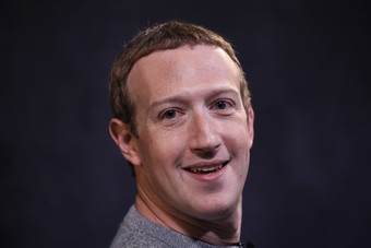 بعد تعليق عدد من الإعلانات.. مؤسس "فيسبوك" يخسر 7.2 مليار دولار