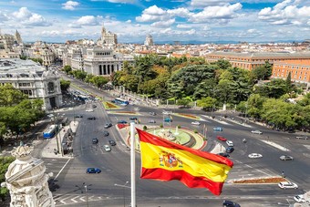 إسبانيا تخصص نحو 9 مليارات يورو لدعم استجابة الحكومات الإقليمية لكورونا