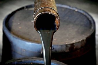 هبوط حاد في مخزونات النفط الأمريكية الأسبوع الماضي