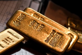 الذهب يشهد ثاني أكبر تدفقات أسبوعية على الإطلاق.. استقطب 3.9 مليار دولار