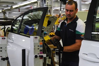 مصنعو السيارات في البرازيل لا يتوقعون أن تتعافى المبيعات قبل 2025