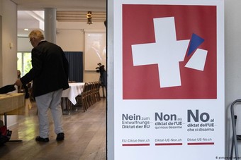 السويسريون يرفضون في استفتاء الحد من حرية التنقل مع الاتحاد الاوروبي 