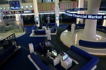 دبي تقود مكاسب الأسواق في الخليج مع صعود أسهم الشركات المالية 