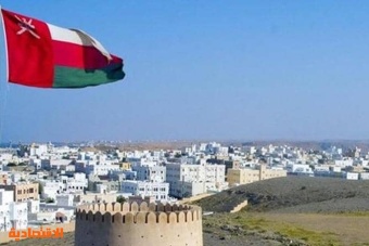 عمان تمنع الفعاليات التي تتضمن تجمعات وتؤجل عودة الدراسة 