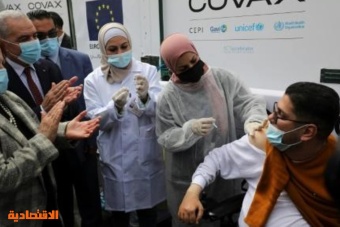 بدء التطعيم ضد كورونا في الأراضي الفلسطينية وسط ازدياد مطرد في الإصابات 