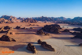 صحراء «حسمى» في تبوك .. إرث تاريخي عمره 500 مليون عام