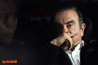 بناء على مذكرة توقيف دولية .. لبنان يتسلم من الإنتربول نشرة حمراء بحق غصن