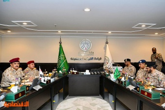 قائد القوات المشتركة يبحث العملياتية المستقبلية مع وزير الدفاع اليمني