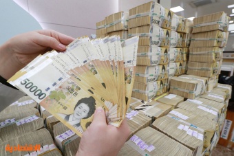 العجز المالي لكوريا الجنوبية يرتفع منذ بداية العام .. 12.8 مليار دولار