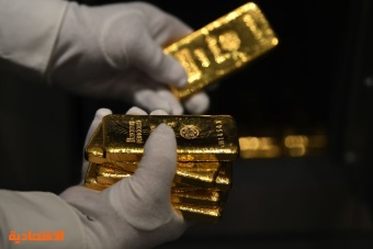 الذهب ينخفض متجها لخسارة أسبوعية والبلاديوم يهبط 2.3 %