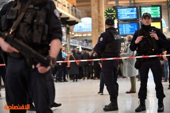توقف حركة القطارات في إحدى محطات باريس بسبب حريق متعمد