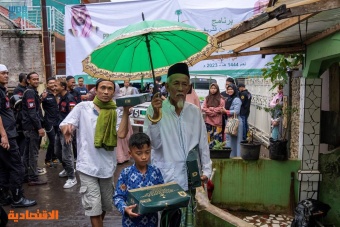 تنفيذ برنامج خادم الحرمين لتفطير الصائمين في الجزر المتضررة من الزلازل في إندونيسيا