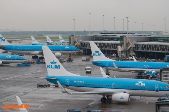 مطار شيفول في العاصمة الهولندية يحظر الرحلات الليلية والطائرات الخاصة 