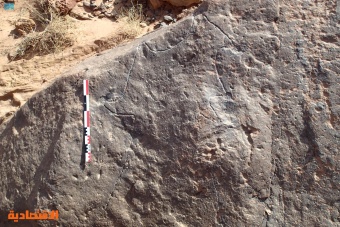 فريق علمي يعثر على منشآت حجرية يعود تاريخها إلى 9000 عام بجبل الظليات في الجوف