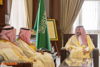 أمير المدينة المنورة يطلع على استعدادات الخطوط السعودية للحج